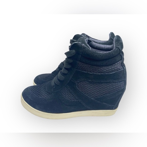 Steve Madden Sneakers Olympa-X High Heel Wedge Shoes
Black Suede Mesh 7.… - Picture 3 of 13